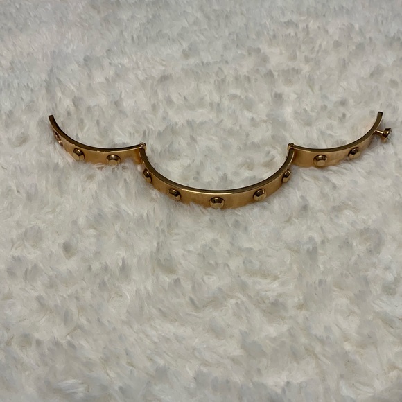 🔥Michael Kors Gold Bracelet with faux 💎 - Picture 3 of 10